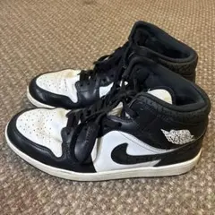 Nike Air Jordan 1 Mid 