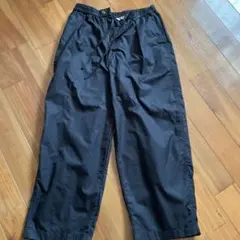 UNIQLOパラシュートクロップドパンツ