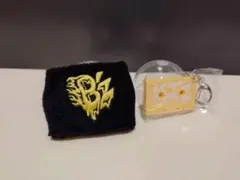 B'z LIVE-GYM FYOP＋ ファイナル ガチャ チャーム リストバンド - メルカリ