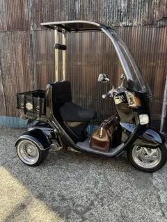 ★支払総額5.8万円★定休日なし！いつでも現車確認可能です！ ホンダ ジャイロキャノピー 白/黒 TA02 人気のジャイロ！ 社外マフラー！ 社外グリップ！ エナメルシート！ リアボックス付き！ ホンダ（HONDA） ジャイロキャノピー TA02対応 ノーマルタイプマフラー