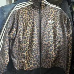 i*i様 【入手困難・美品】adidasアディダス レオパード トラック