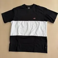 美品New Balance 半袖 Tシャツ ブラック ホワイトのサムネイル