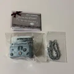 JILL by JILL STUART ミニブローチバニティキーホルダー 青