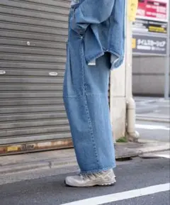 Item thumbnail for item 156549a3-d11b-45da-a423-ed1b19b700d8