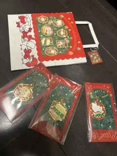 サンリオ クリスマスストラップ 2025 チャーム　キティ　プリン　クロミ
