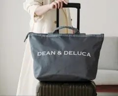 【未使用】DEAN & DELUCA トラベルバッグのサムネイル