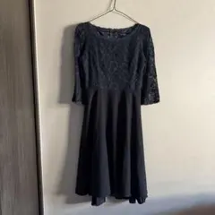 ユニバーバルミューズ　ブラック　ワンピース