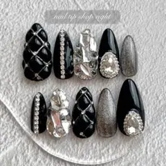 【現品ネイルチップ】マグネット／ビジュー／キルティング／ブラックネイル