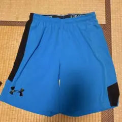 Under Armour 青 ショートパンツ