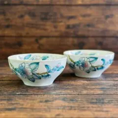 新品 ベトナム バッチャン焼き 花柄 飯碗2枚のサムネイル