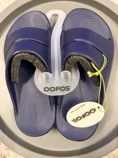 ウーフォス サンダル ウーアー リカバリーサンダル OOFOS ネイビーのサムネイル