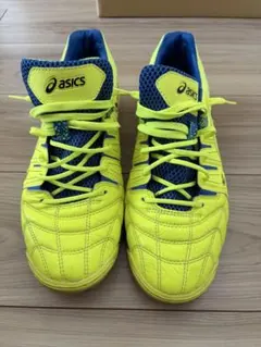 アシックス フットサルシューズ デスタッキ 6 k 25 - メルカリ