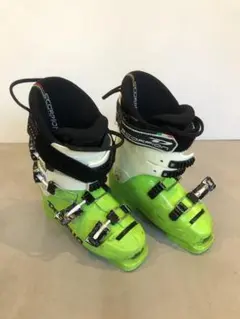 DALBELLO ダルベロ スキーブーツ SCORPION 110 24.5