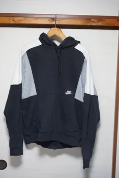 Item thumbnail for item 7572545e-5b3b-4038-bb90-eba528c96f30