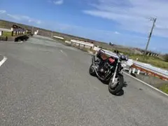熊本　原確　YAMAHA XJR400R 黒/赤 カスタムのサムネイル