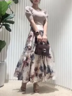 SNIDEL　タックボリュームプリントスカート