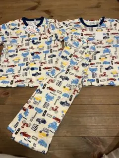 ベビーパジャマ 車柄 100cm 上下セット