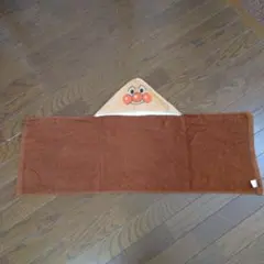 ♥️アンパンマン.フード付きタオル(マント).中古品♥️