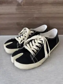 Item thumbnail for item 54a84661-e1ef-4c7d-b5b3-a662fb4e78b6