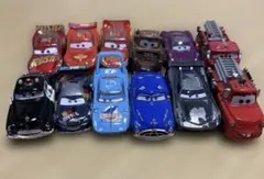 カーズ トミカ　ミニカー 12台セット　まとめうり