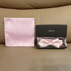 新郎　蝶ネクタイ　ポケットチーフ　ピンク