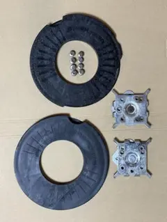 希少純正新品！ダットサン43年式フェアレディSR311 インシュレーター2
