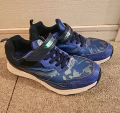 スキルシューター 防水スニーカー22.5cm