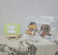 タヌキとキツネ ぷにぷに缶バッジ 10周年POP UP ショップ - メルカリ