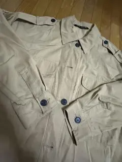 ZARA ベージュ トレンチコート ボタン付き