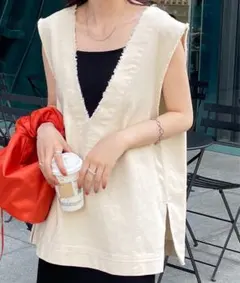 discoat  USコットンフリンジ深Vベスト アイボリー