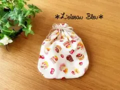 ハンドメイド✳︎ミニ巾着✳︎裏地付き✳︎ケーキ柄✳︎ホワイト