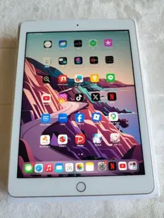 iPad 第5世代 Wi-Fi+Cellular 32GB シルバー 電池９５％ Apple iPad 第5世代 32GB Wi-Fi シルバー 電池95% - メルカリ