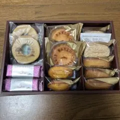 シャトレーゼ ガトーアソート 13個入 焼き菓子 ギフトセットのサムネイル