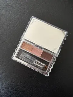 ジルスチュアート　ニュアンスブロウパレット　02