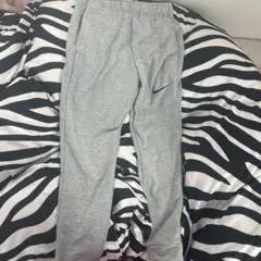 NIKEナイキ DRI-FIT テーパード トレーニングパンツ