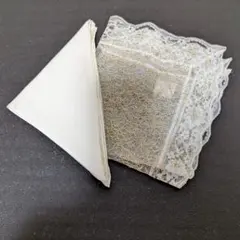 ホワイトシルクハンカチ ＆ レース付ハンカチ
