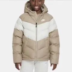 NIKE YTHシンセティック フィルフーディジャケットサイズ160 L