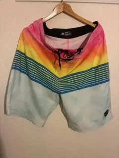 【1度のみ使用の美品】Hurley サーフパンツ 水着 30インチ