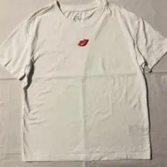 NIKE ホワイト Tシャツ リップマーク刺繍
