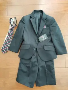 子供用黒ストライプスーツ 100cm 未使用