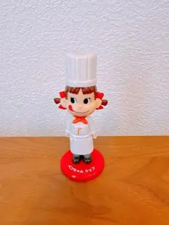 不二家 首振りペコちゃん シェフ フィギュアのサムネイル