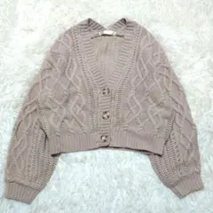 Item thumbnail for item 0068f43d-278f-445a-8133-52a88f8d1f51