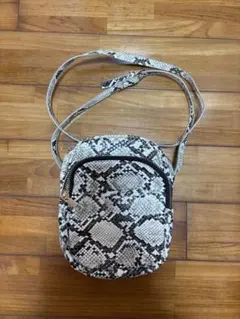 GRL パイソン柄 ショルダーバッグのサムネイル