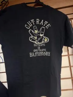 CUT-RATE Tシャツ ブラックのサムネイル