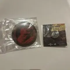 ジュラシックワールド　缶バッジ　オリジナルピンバッジ　新品