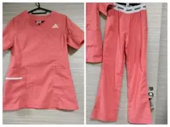 adidas　看護師　S　ピンク　スクラブ＆パンツ　セット　値下不可