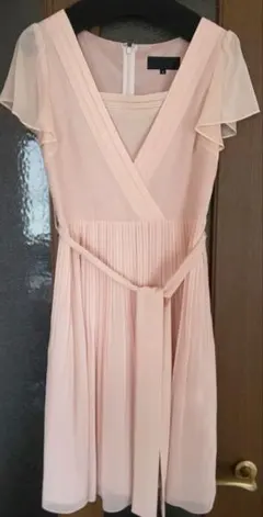 【タグなし新品未使用】UNTITLED ワンピース ドレス フォーマル