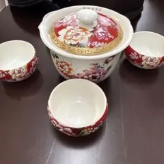 蓋つき煮物椀セット（花柄）のサムネイル