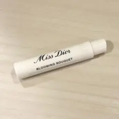 ディオール　DIOR ミスディオールエッセンス　パルファン　サンプル
