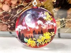金木犀の咲く風景　夕暮れ空と月　風景レジン　レジンネックレス
